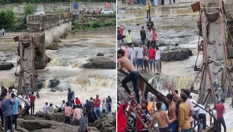 ಪುಣೆ: ಇಂದ್ರಾಯಣಿ ನದಿ ಸೇತುವೆ ಕುಸಿತ; ನಾಲ್ವರು ಪ್ರವಾಸಿಗರ ಸಾವು, 32 ಮಂದಿಗೆ ಗಾಯ; 10-15 ಮಂದಿ ಅವಶೇಷಗಳಡಿ ಸಿಲುಕಿರುವ ಸಾಧ್ಯತೆ! video