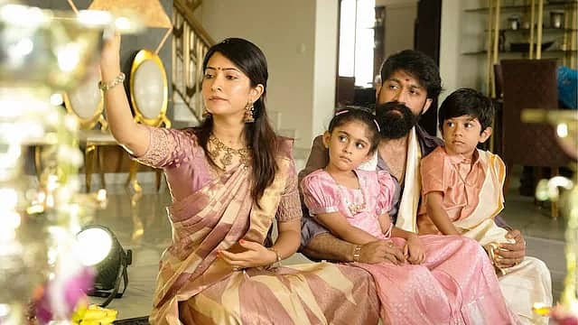 Father's day special: ಮಕ್ಕಳ ಜೊತೆ ಪತಿ ನಟ Yash; ಕ್ಯೂಟ್ video ಶೇರ್ ಮಾಡಿದ ರಾಧಿಕಾ ಪಂಡಿತ್