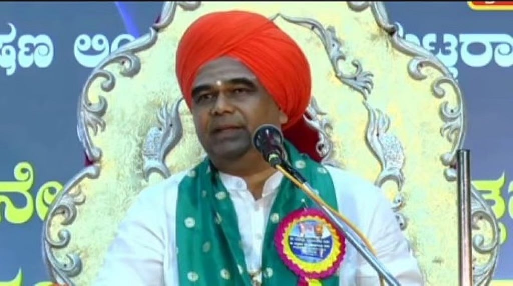ಗ್ಯಾರಂಟಿ ಯೋಜನೆಗಳಿಂದ ಮಠಗಳ ಮೇಲಿನ ಹೊರೆ ಹೆಚ್ಚಳ: ಅನುದಾನ ನೀಡುವಂತೆ ಸರ್ಕಾರಕ್ಕೆ ದಿಂಗಾಲೇಶ್ವರ ಸ್ವಾಮೀಜಿ ಆಗ್ರಹ