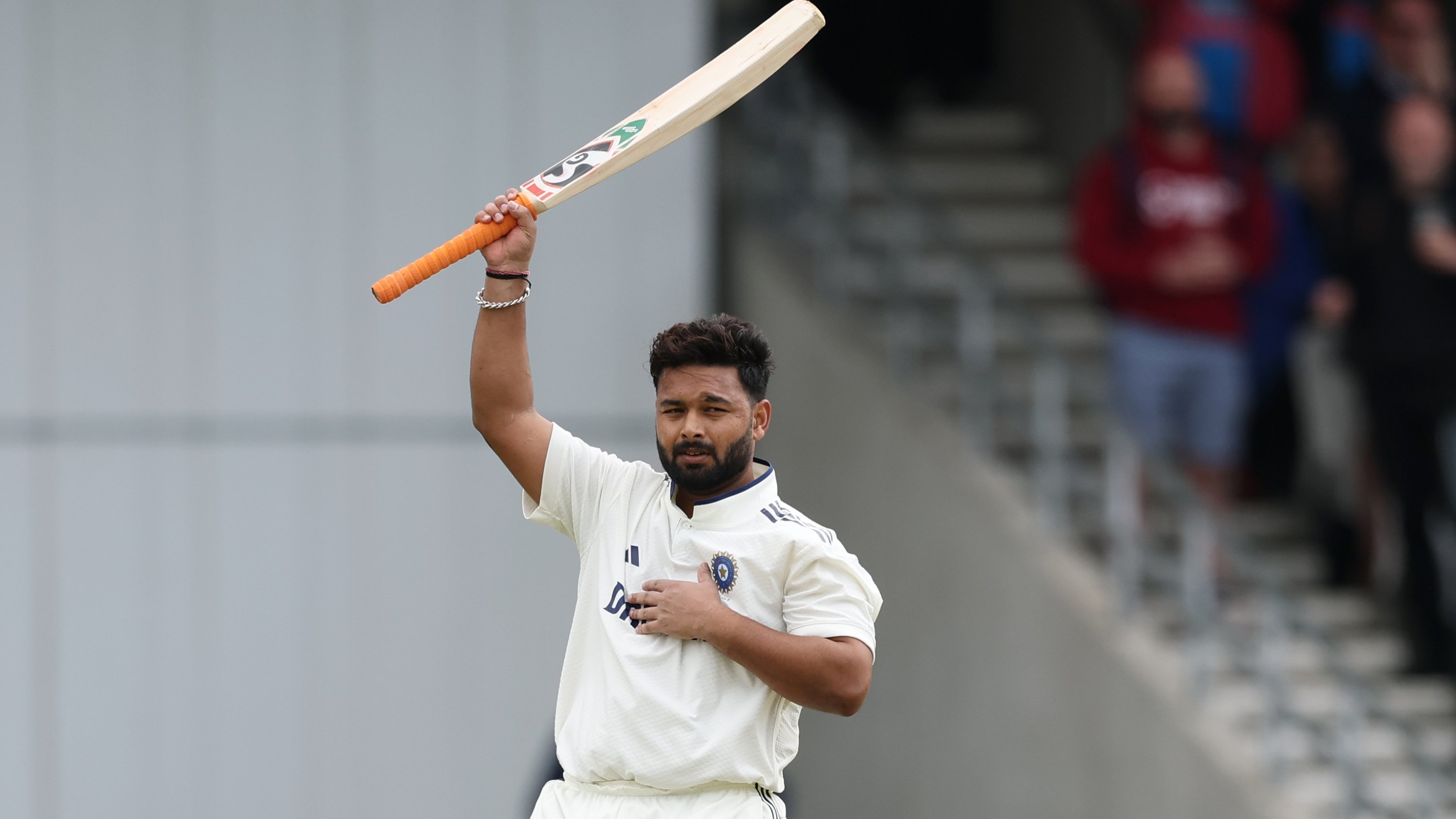 India vs England: Rishabh Pant ಭರ್ಜರಿ ಬ್ಯಾಟಿಂಗ್; ಅತ್ಯಪರೂಪದ ಸಾಧನೆ ಸೇರಿ ಹಲವು ದಾಖಲೆಗಳು ಛಿದ್ರ!