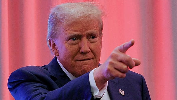 US-Iran ಅಧಿಕಾರಿಗಳು ಮುಂದಿನ ವಾರ ಮಾತುಕತೆ; ಒಪ್ಪಂದಕ್ಕೆ ಸಹಿ, ಯುದ್ಧ ಮುಕ್ತಾಯ: Trump ಘೋಷಣೆ