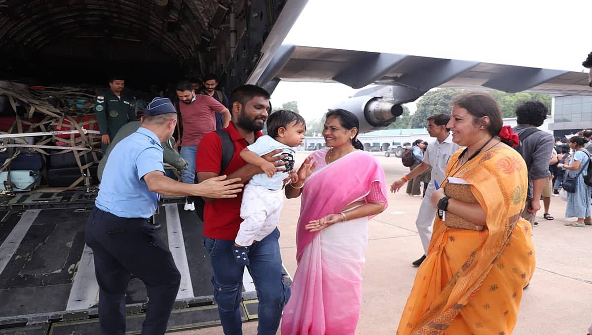 Operation Sindhu: ಇಸ್ರೇಲ್ ನಿಂದ ನವದೆಹಲಿಗೆ 224 ಭಾರತೀಯ ಪ್ರಜೆಗಳು ಆಗಮನ; Video