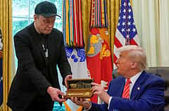 Elon Musk ಉದ್ಯಮ ಮುಚ್ಚಿ ಮನೆಗೆ ಹೋಗಬೇಕಾಗಿ ಬರಬಹುದು: Donald Trump
