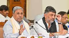 OBC ಹುದ್ದೆ ಸಂಚಲನ: ಜವಾಬ್ದಾರಿ ಕೊಟ್ಟಾಗ ಓಡಿ ಹೋಗಲು ಸಾಧ್ಯವಿಲ್ಲ, ರಾಷ್ಟ್ರ ರಾಜಕಾರಣಕ್ಕೆ ಹೋಗಲ್ಲ; ಸಿಎಂ ಸಿದ್ದರಾಮಯ್ಯ ಸ್ಪಷ್ಟನೆ