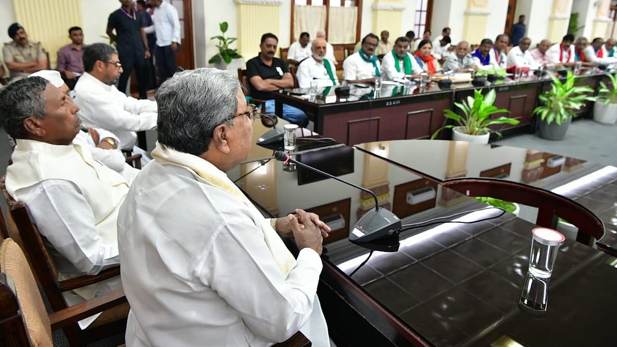 ದೇವನಹಳ್ಳಿ ರೈತರ ಹೋರಾಟ: ಇಂದೇ ಸರ್ಕಾರದ ನಿಲುವು ಪ್ರಕಟಿಸಲು ಸಾಧ್ಯವಿಲ್ಲ, ಜುಲೈ15ಕ್ಕೆ ಮತ್ತೆ ಸಭೆ; ಸಿಎಂ ಸಿದ್ದರಾಮಯ್ಯ