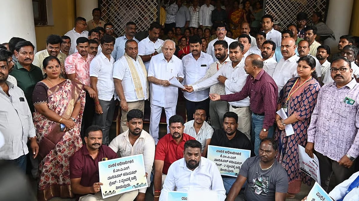 ಪಾಲಿಕೆ ನೌಕರರ ಮುಷ್ಕರ: ಮಾಜಿ ಸಿಎಂ ಬಿ.ಎಸ್ ಯಡಿಯೂರಪ್ಪ ಬೆಂಬಲ!
