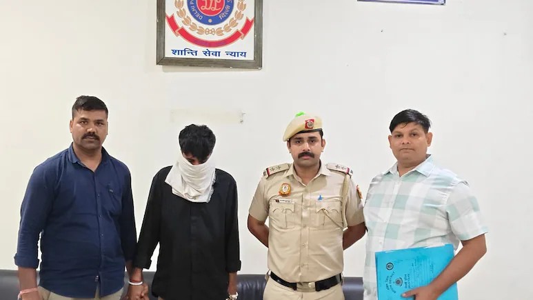 ಫೋನ್ ಕದ್ದ ಕಳ್ಳ.. ಕಂಪ್ಲೆಂಟ್ ಕೊಟ್ಟ ಗಂಡ.. ಸುಪಾರಿ ನೀಡಿದ್ದು ಹೆಂಡತೀನೆ!: Extramarital Affair ಮುಚ್ಚಲು ಹರಸಾಹಸ!