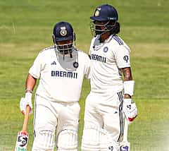 IND vs SA: ರೇಸ್ನಲ್ಲಿದ್ದ ರಿಷಭ್ ಪಂತ್ಗೆ ಹಿನ್ನಡೆ; ಏಕದಿನ ಸರಣಿಗೆ ನಾಯಕನಾಗಿ ಕೆ.ಎಲ್ ರಾಹುಲ್ ಆಯ್ಕೆಗೆ ಕಾರಣವೇನು?