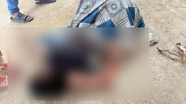 ವಿದ್ಯಾರ್ಥಿನಿ ಜೀವನ್ಮರಣ ಹೋರಾಟ; ನನ್ನ ಮಗಳಿಗೆ ಲೈಂಗಿಕ ಕಿರುಕುಳ ದೂರನ್ನು ಹಿಂಪಡೆಯಲು ಒತ್ತಡ: ತಂದೆ ಆಕ್ರಂದನ