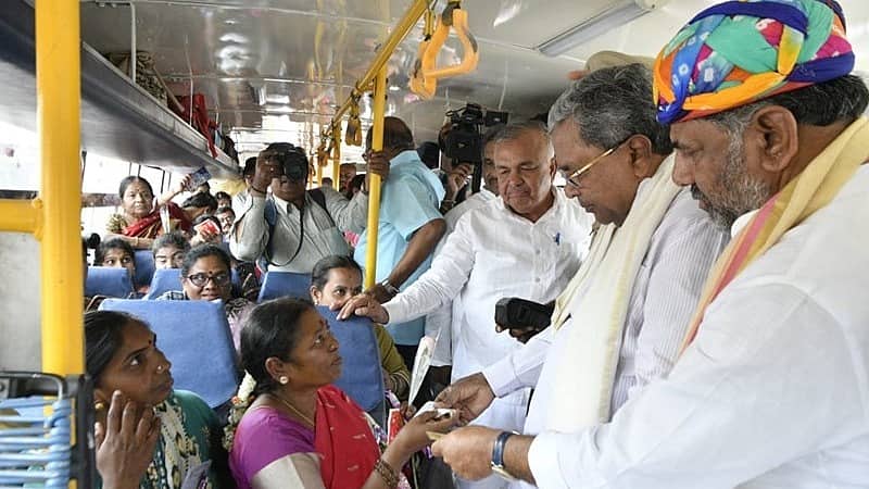ಶಕ್ತಿ ಯೋಜನೆ ಹೊಸ ಮೈಲಿಗಲ್ಲು: 500 ಕೋಟಿ ದಾಟಿದ ಮಹಿಳಾ ಫಲಾನುಭವಿಗಳ ಸಂಖ್ಯೆ