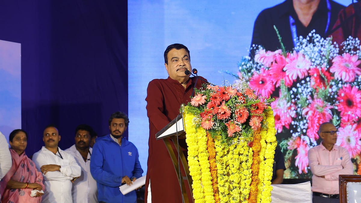 ಹೊಸ ರಸ್ತೆಗಳು ಕರ್ನಾಟಕದ ಬೆಳವಣಿಗೆಗೆ ಪೂರಕ: ಸಚಿವ ನಿತಿನ್ ಗಡ್ಕರಿ