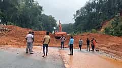 ಬೆಂಗಳೂರು-ಮಂಗಳೂರು ರಾಷ್ಟ್ರೀಯ ಹೆದ್ದಾರಿಯಲ್ಲಿ ಭಾರೀ ಭೂಕುಸಿತ: ಸಂಚಾರ ಬಂದ್