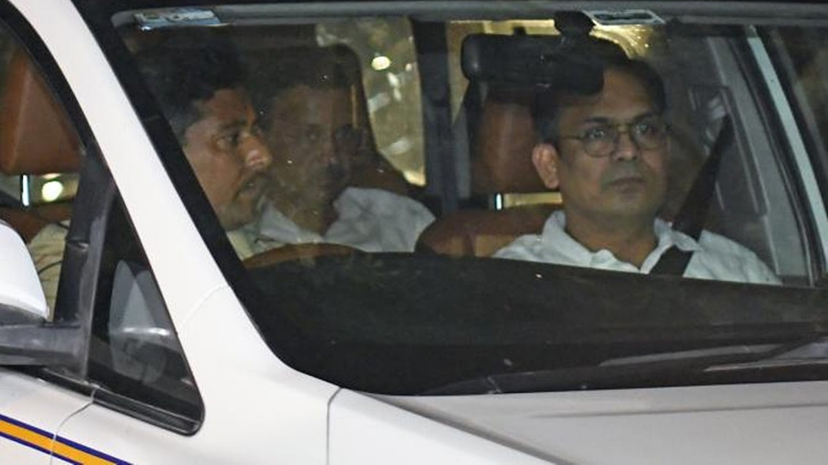 ಕೇಜ್ರಿವಾಲ್, ಸೊರೇನ್ ಬಂಧಿಸಿದ್ದ ತೆರಿಗೆ ಅಧಿಕಾರಿ ರಾಜೀನಾಮೆ!