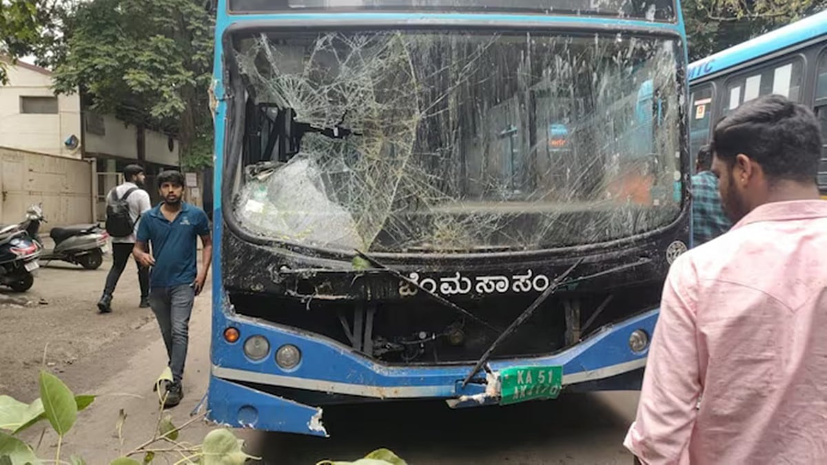 ಬೆಂಗಳೂರು: ರಸ್ತೆ ಬದಿ ಹೋಟೆಲ್ ಗೆ BMTC ಬಸ್ ಡಿಕ್ಕಿ; ಓರ್ವ ಸಾವು, ನಾಲ್ವರಿಗೆ ಗಾಯ
