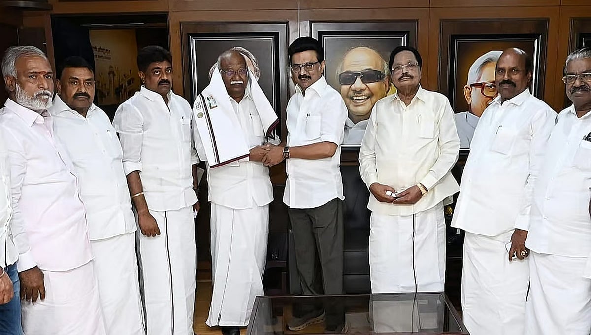 AIADMK ಸಂಘಟನಾ ಕಾರ್ಯದರ್ಶಿ ಅನ್ವರ್ ರಾಜಾ ಡಿಎಂಕೆ ಸೇರ್ಪಡೆ