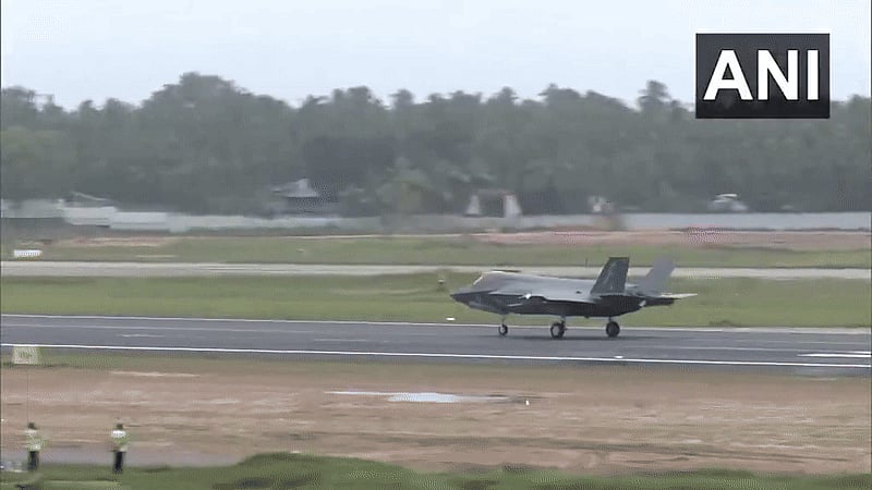 ದುರಸ್ತಿ ಪೂರ್ಣ: British Navy's F-35 ಫೈಟರ್ ಜೆಟ್ ವಿಮಾನ ಕೊನೆಗೂ ಭಾರತದಿಂದ ನಿರ್ಗಮನ!