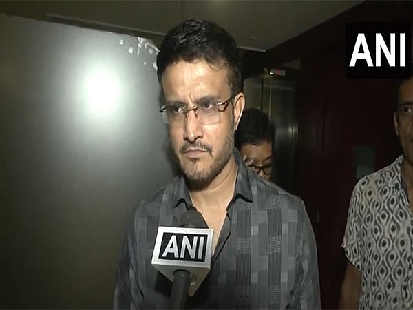 ಏಕದಿನ ಕ್ರಿಕೆಟ್‌ನಲ್ಲಿ ರೋಹಿತ್ ಶರ್ಮಾ, ವಿರಾಟ್ ಕೊಹ್ಲಿ ಮುಂದುವರಿಯಬೇಕು: ಸೌರವ್ ಗಂಗೂಲಿ