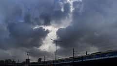 Rain Alert: ಗಂಟೆಗೆ 50-60 ಕಿಮೀ ವೇಗದ ಬಿರುಗಾಳಿ ಸಹಿತ ಭಾರೀ ಮಳೆ; IMD ಎಚ್ಚರಿಕೆ..!