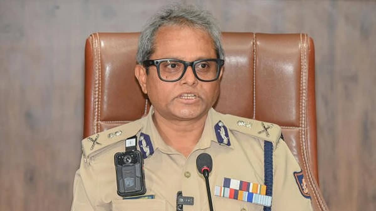 ಚಿನ್ನಸ್ವಾಮಿ ಕ್ರೀಡಾಂಗಣ ಕಾಲ್ತುಳಿತ: ಅಮಾನತು ಹಿಂಪಡೆದು ಬಿ. ದಯಾನಂದ್ ಸೇರಿ IPS ಅಧಿಕಾರಿಗಳಿಗೆ ಸ್ಥಳ ನಿಯೋಜಿಸಿದ ರಾಜ್ಯ ಸರ್ಕಾರ!