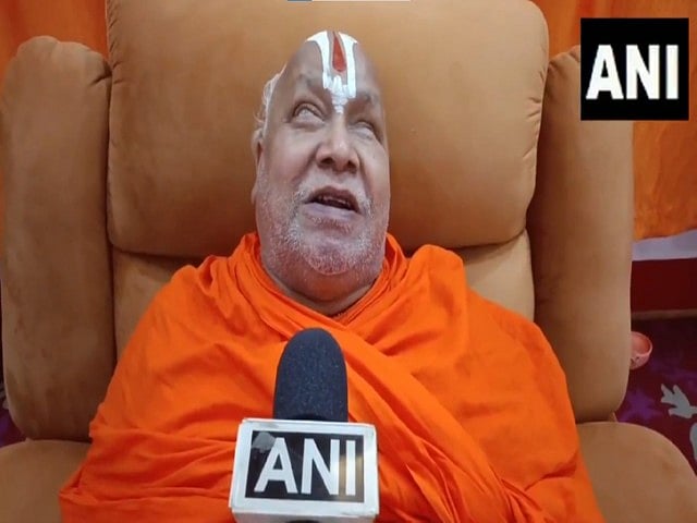 SC/ST ಕಾಯ್ದೆಯನ್ನು ರದ್ದುಗೊಳಿಸಬೇಕು, ಜಾತಿ ಆಧಾರಿತ ಮೀಸಲಾತಿ ಇರಬಾರದು: ಜಗದ್ಗುರು ರಾಮಭದ್ರಾಚಾರ್ಯ