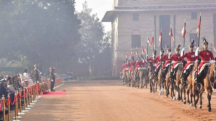 ನವದೆಹಲಿ: ಆಗಸ್ಟ್ 2, 9 ಮತ್ತು 16 ರಂದು ಚೇಂಜ್ ಆಫ್ ಗಾರ್ಡ್ ಸಮಾರಂಭ ಇರುವುದಿಲ್ಲ; ರಾಷ್ಟ್ರಪತಿ ಭವನ ಪ್ರಕಟಣೆ