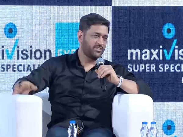 'ನಾನು ಆಡುತ್ತೇನೆ ಎಂದು ಭಾವಿಸಬೇಡಿ...': CSK ಜೊತೆಗಿನ ಭವಿಷ್ಯದ ಬಗ್ಗೆ MS Dhoni ಶಾಕಿಂಗ್ ಹೇಳಿಕೆ