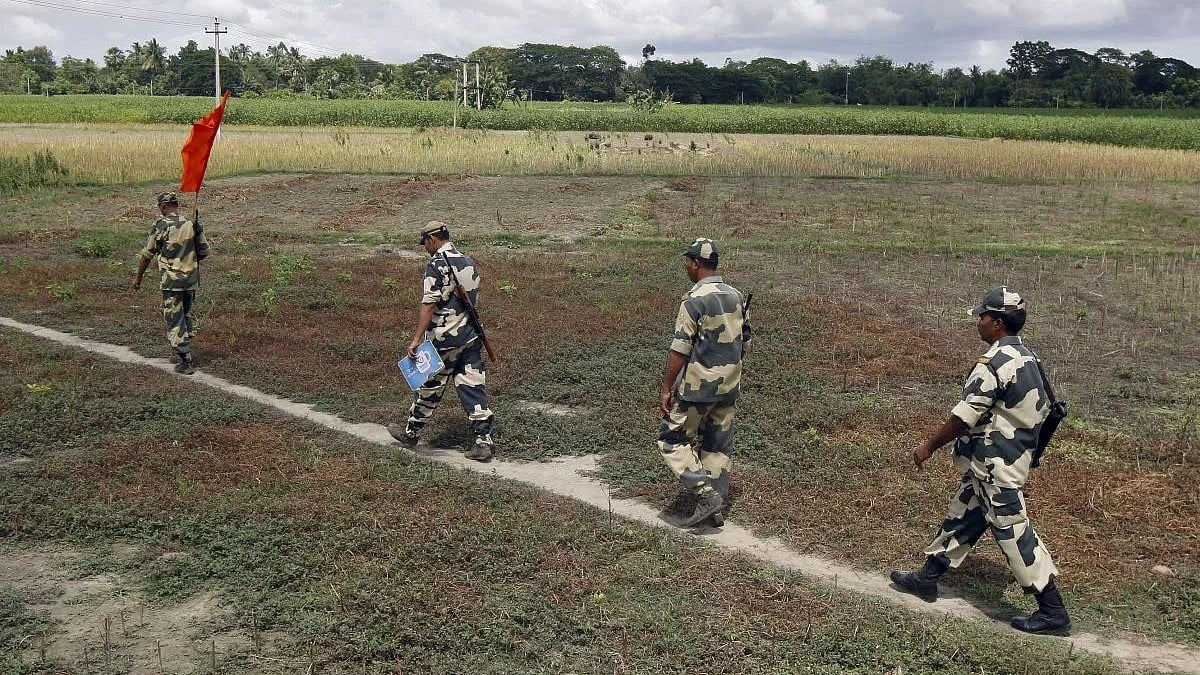 ಅಸ್ಸಾಂ: BSF ಸಿಬ್ಬಂದಿಯಿಂದ ಥಳಿತ, ಯುವಕ ಸಾವು;  ರೊಚ್ಚಿಗೆದ್ದ ಸ್ಥಳೀಯರ ಪ್ರತಿಭಟನೆ