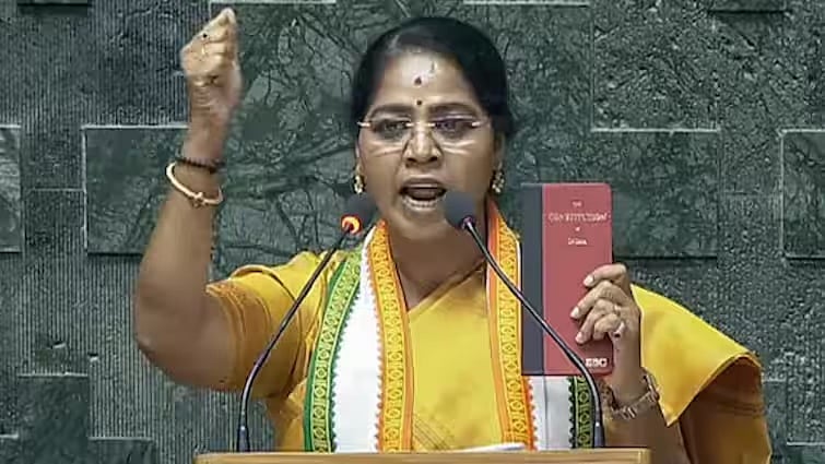 'ಕುತ್ತಿಗೆಗೆ ಗಾಯ, ಹರಿದ ಬಟ್ಟೆ...' ದೆಹಲಿಯಲ್ಲಿ ಕಾಂಗ್ರೆಸ್ ಸಂಸದೆಯ 4 ತೊಲ ತೂಕದ ಚಿನ್ನದ ಸರ ಕದ್ದು, ಕಳ್ಳರು ಪರಾರಿ!