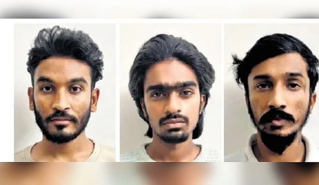 ಪ್ರತೀಕಾರ, ಜೈಲಲ್ಲಿರುವವರಿಗೆ ತನ್ನ ಬಲ ತಿಳಿಸಲು ಹಲವು ವಾಹನಗಳಿಗೆ ಬೆಂಕಿ: 3 ಆರೋಪಿಗಳ ಬಂಧನ