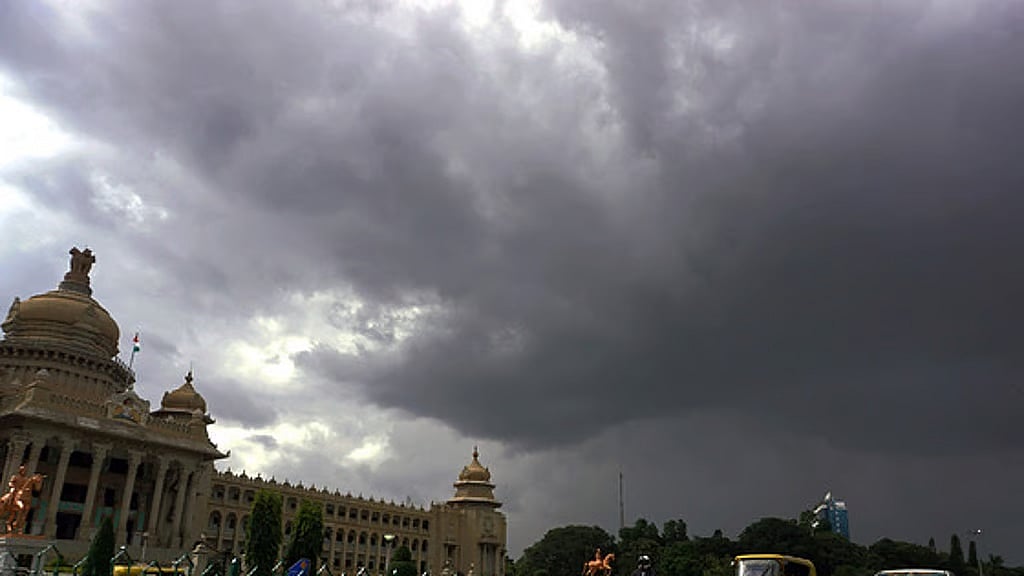 ಹವಾಮಾನ ವೀಕ್ಷಕರಿಗೆ ಕಳೆದ 2 ವರ್ಷಗಳಿಂದ ಸಿಗದ ಗೌರವಧನ: ಮಳೆ ವರದಿ, ದತ್ತಾಂಶ ವರದಿ ಪೂರೈಕೆಯಲ್ಲಿ ವ್ಯತ್ಯಯ