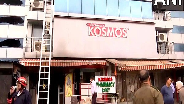 Delhi hospital: ಅಗ್ನಿ ಅವಘಡ; ಓರ್ವ ಸಾವು, 10 ಮಂದಿಗೆ ಗಾಯ