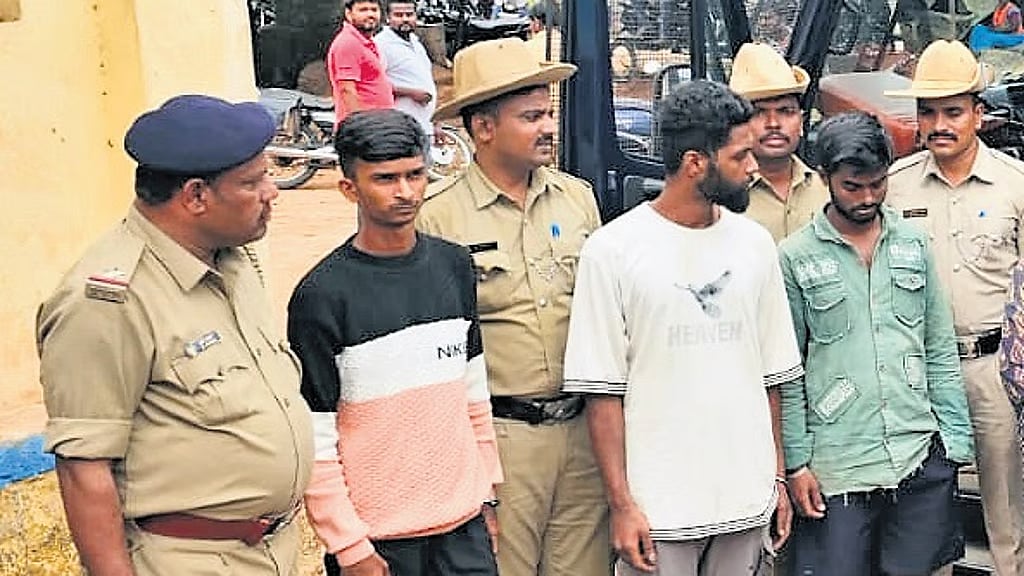 ಹೊಸಪೇಟೆ: ಅಪ್ರಾಪ್ತೆಗೆ ಮದುವೆ; ದೂರು ನೀಡುವುದಾಗಿ ಹೇಳಿದ ಮಗಳನ್ನೇ ಕೊಂದ ತಾಯಿ!
