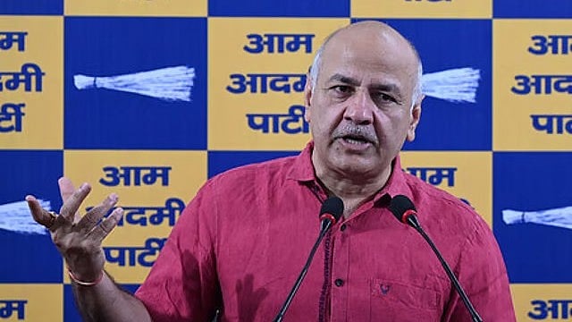 ಪಂಜಾಬ್ನಲ್ಲಿ AAP ನಿಷೇಧಿಸಿ: ಮನೀಶ್ ಸಿಸೋಡಿಯಾ 'ರಕ್ತಪಾತ' ಹೇಳಿಕೆಗೆ ಆಕ್ರೋಶ; EC ಗೆ BJP ಮತ್ತು SAD ದೂರು!