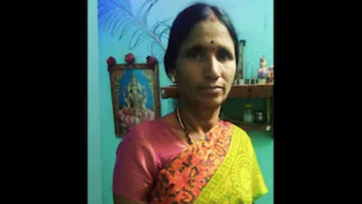 ಚಾಮರಾಜನಗರ: ಅಂಬೇಡ್ಕರ್ ಭವನ ನಿರ್ಮಾಣಕ್ಕೆ ಕೃಷಿ ಭೂಮಿ ವಶ; ಮನನೊಂದು ರೈತ ಮಹಿಳೆ ಆತ್ಮಹತ್ಯೆ