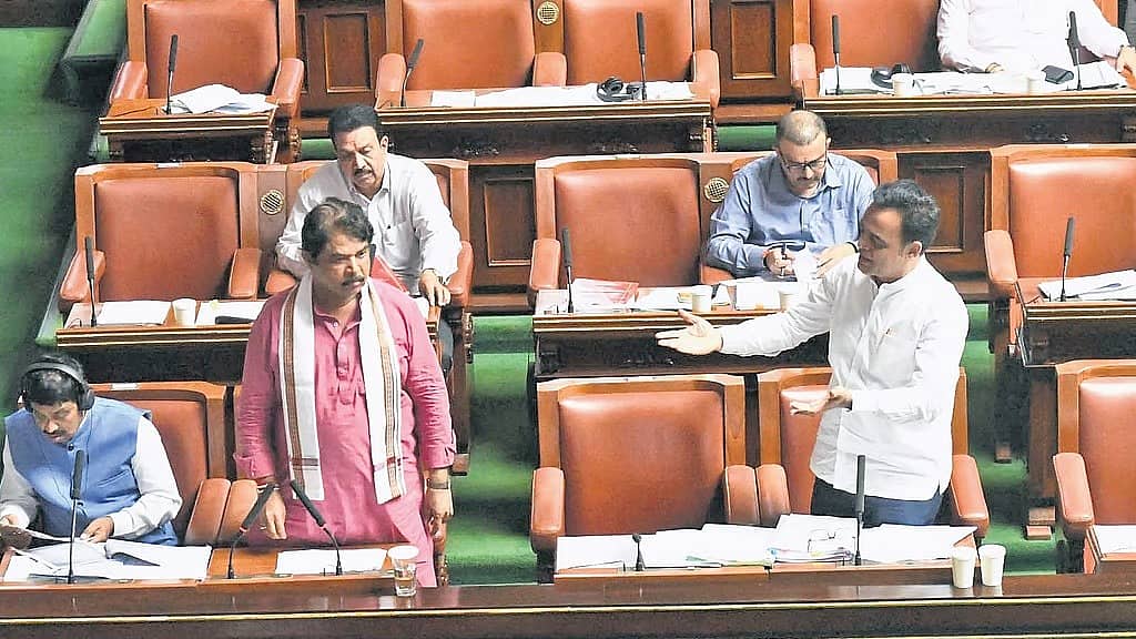ಇ-ಖಾತಾ ಪ್ರಕ್ರಿಯೆಯಲ್ಲಿ ಲಂಚಾವತಾರ: ಸದನದಲ್ಲಿ ದಾಖಲೆ ಸಹಿತ ಆರ್.ಅಶೋಕ್ ಗಂಭೀರ ಆರೋಪ