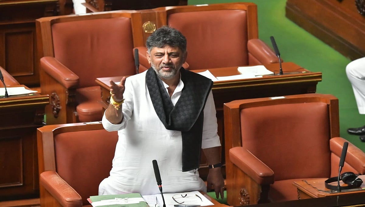 ತುಂಗಭದ್ರಾ ಅಣೆಕಟ್ಟು ನೂತನ ಕ್ರೆಸ್ಟ್ ಗೇಟ್ ತಯಾರಿಕೆ ಪ್ರಗತಿಯಲ್ಲಿ; ರೈತರ ಎರಡನೇ ಬೆಳೆಗೆ ನೀರು ಬಿಡುವುದಿಲ್ಲ: ಡಿ.ಕೆ ಶಿವಕುಮಾರ್