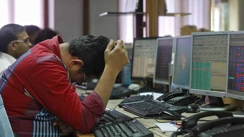 Indian Stock Market: ಸತತ 3ನೇ ದಿನವೂ ಭಾರಿ ಕುಸಿತ; 26 ಸಾವಿರ ಅಂಕಕ್ಕೆ ಇಳಿದ Nifty50