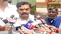 ಬೆಳ್ತಂಗಡಿ: ಯಾವ ಶೋ ರೂಂ ನಿಂದ 'ಬುರುಡೆ' ತಂದಿದ್ದೀರಿ ಅಂತಾ ಕೇಳಿದ್ರು; SIT ವಿಚಾರಣೆ ಬಳಿಕ ಹೋರಾಟಗಾರ ಗರಂ! Video