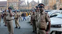 34 ಮಾನವ ಬಾಂಬ್‌, 400 ಕೆಜಿ RDX, 14 ಪಾಕ್ ಭಯೋತ್ಪಾದಕರು! ಮುಂಬೈ ಪೊಲೀಸರಿಗೆ ಬೆದರಿಕೆ ಸಂದೇಶ; ಎಲ್ಲೆಡೆ ಕಟ್ಟೆಚ್ಚರ!