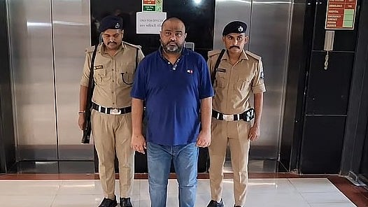 2300 ಕೋಟಿ ರೂ ಬೆಟ್ಟಿಂಗ್ ಹಗರಣದ ಮಾಸ್ಟರ್ ಮೈಂಡ್ ಹರ್ಷಿತ್ ಜೈನ್ ದುಬೈನಿಂದ ಭಾರತಕ್ಕೆ ಹಸ್ತಾಂತರ!