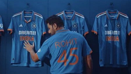 Jersey Sponsorship: ಟೀಂ ಇಂಡಿಯಾಗೆ ಜೆರ್ಸಿ ಸ್ಪಾನ್ಸರ್ ಶಿಪ್ ದರ ಹೆಚ್ಚಿಸಿದ BCCI; ದ್ವಿಪಕ್ಷೀಯ, ICC ಪಂದ್ಯಗಳಿಗೆ ರೇಟು ಎಷ್ಟು ಗೊತ್ತಾ?
