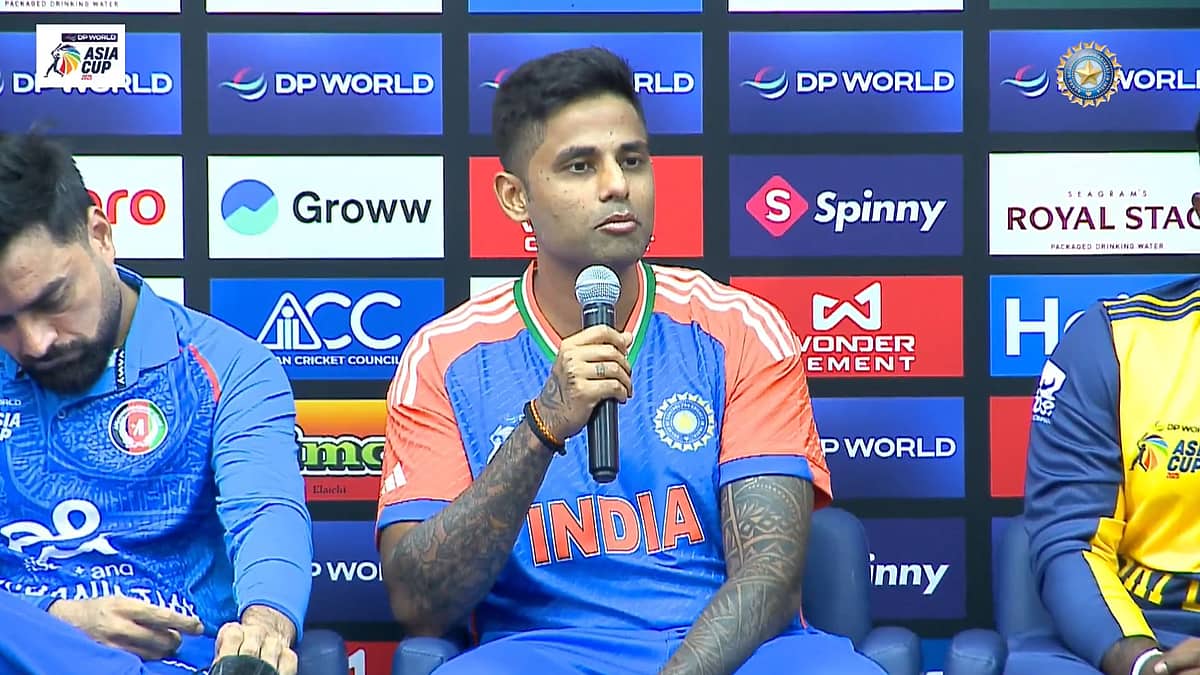 Asia Cup 2025: "Kisne Bola?"; ಪತ್ರಕರ್ತನಿಗೆ Suryakumar Yadav ಖಡಕ್ ಉತ್ತರ; ಪಾಕ್ ಕ್ಯಾಪ್ಟನ್ಗೆ ಓಪನ್ ಚಾಲೆಂಜ್!