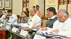 ನೇಪಾಳದಲ್ಲಿ ಹಿಂಸಾಚಾರ: ಸಂಕಷ್ಟಕ್ಕೆ ಸಿಲುಕಿರುವ ಪ್ರತಿಯೊಬ್ಬ ಕನ್ನಡಿಗನ ರಕ್ಷಣೆಗೆ ಸರ್ಕಾರ ಬದ್ಧ; ಸಿಎಂ ಸಿದ್ದರಾಮಯ್ಯ