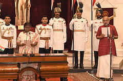 15ನೇ ಉಪರಾಷ್ಟ್ರಪತಿಯಾಗಿ ಸಿ.ಪಿ ರಾಧಾಕೃಷ್ಣನ್ ಪ್ರಮಾಣ ವಚನ ಸ್ವೀಕಾರ: ರಾಜೀನಾಮೆ ನಂತರ ಮೊದಲ ಬಾರಿಗೆ ಕಾಣಿಸಿಕೊಂಡ ಧಂಕರ್; Video