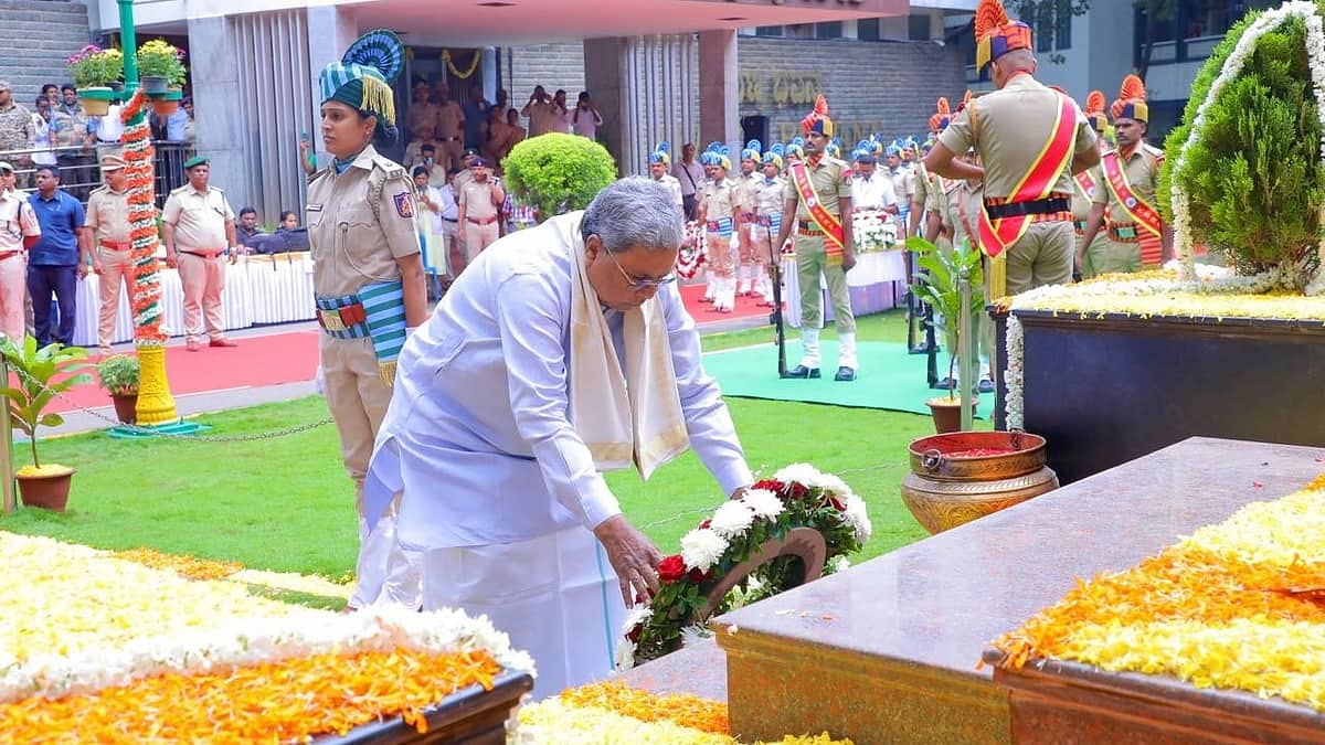 ಮಾನವನ ಅಳಿವು-ಉಳಿವು ಅರಣ್ಯದ ಉಳಿವಿನ ಮೇಲೆ ಅವಲಂಬಿತ; ರಾಜ್ಯದ ಹಸಿರು ಹೊದಿಕೆ ಹೆಚ್ಚಿಸಲು ಕ್ರಮ ಕೈಗೊಳ್ಳಿ: ಅಧಿಕಾರಿಗಳಿಗೆ ಸಿಎಂ ಸೂಚನೆ