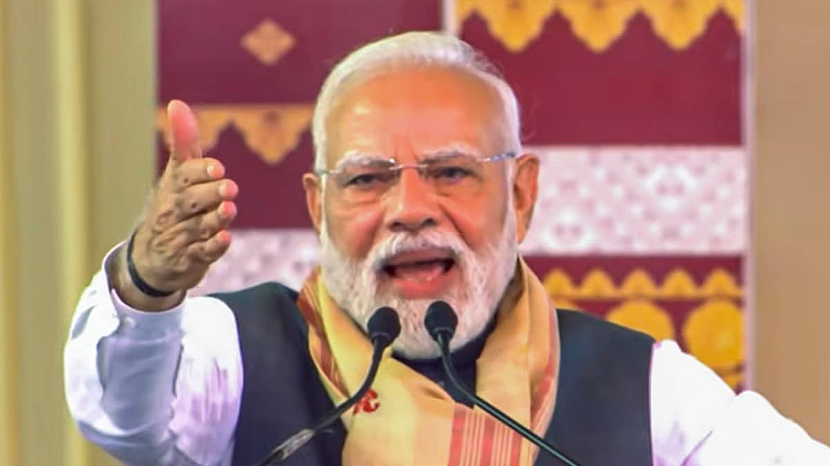 Assam: ಕಾಂಗ್ರೆಸ್ ನಿಂದ ಪಾಕ್ ಉಗ್ರರಿಗೆ ಬೆಂಬಲ, ನುಸುಳುಕೋರರ ರಕ್ಷಣೆ; ಪ್ರಧಾನಿ ಮೋದಿ ಆರೋಪ! Video