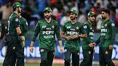 BoyCott ನಿರ್ಧಾರದಿಂದ PCB ಯೂ-ಟರ್ನ್: ದುಬೈ ಕ್ರೀಡಾಂಗಣದತ್ತ Pak ಆಟಗಾರರು; 1 ಗಂಟೆ ತಡವಾಗಿ ಪಂದ್ಯ ಆರಂಭ!