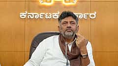 ಗುಂಡಿ ಮುಚ್ಚುವ ಕೆಲಸ ಪ್ರಗತಿಯಲ್ಲಿ; ಮುಖ್ಯಮಂತ್ರಿಗಳಿಂದ 750 ಕೋಟಿ ರೂ ಅನುದಾನ; ಕೇಂದ್ರ ಸರಕಾರ ಯಾವುದೇ ನೆರವು ಕೊಟ್ಟಿಲ್ಲ: DKS