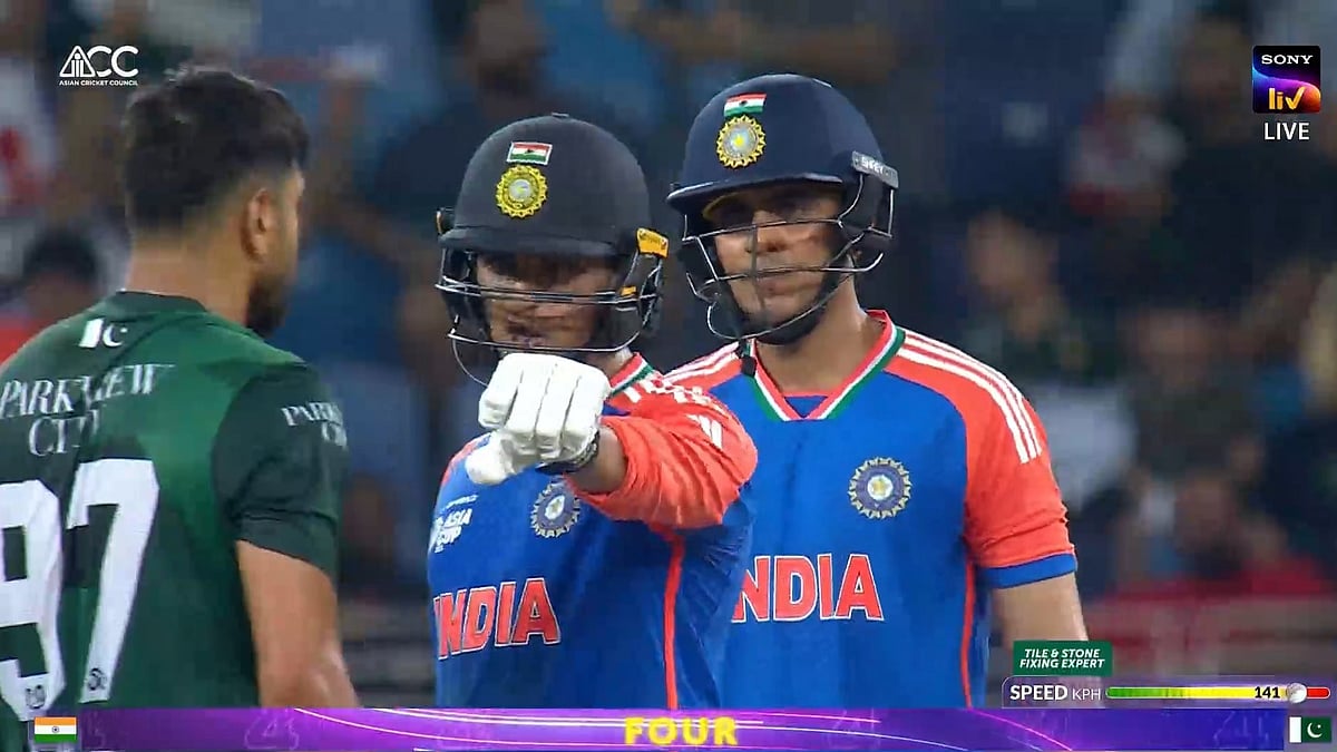 Asia Cup 2025: ಮೈದಾನದಲ್ಲಿ ಹೈಡ್ರಾಮಾ; Abhishek Sharma ಜೊತೆ ಪಾಕ್ ವೇಗಿ Harris Rauf ಮಾತಿನ ಚಕಮಕಿ!