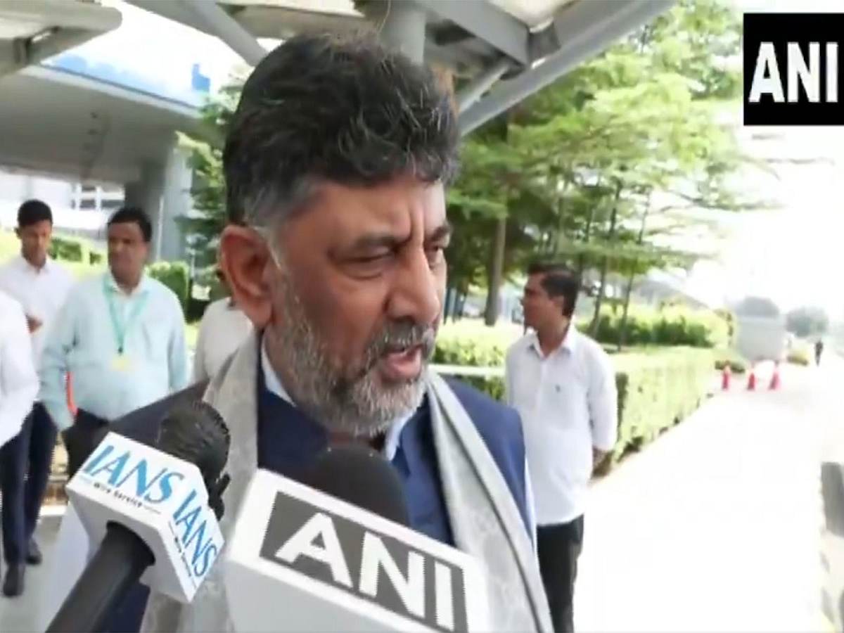 ಗುಂಡಿಗಳ ದುರಸ್ತಿ ಬಗ್ಗೆ ಯಾವುದೇ ಕಳವಳ ಬೇಡ; 'ಗುಣಮಟ್ಟದ ಕೆಲಸ' ನಡೆಯುತ್ತಿದೆ; ಡಿ.ಕೆ ಶಿವಕುಮಾರ್